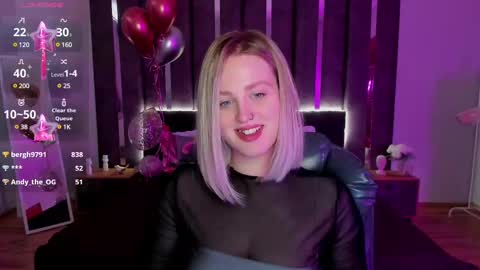Snapshot of sarah_soul chatting on 03/12/25, 07:13 Sarah online show from 03/12/25, 07:13
