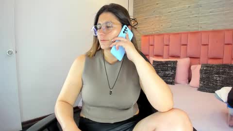 Sarah Deyvis online show from 09/10/25, 06:19