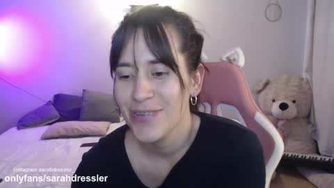 sarahdressler online show from 11/04/25, 01:05