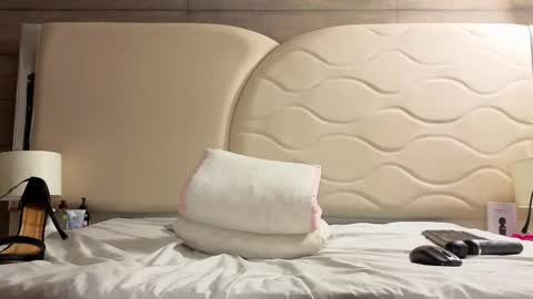 Sarah online show from 10/01/25, 11:55