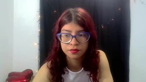 Snapshot of sarahsmitt chatting on 02/23/25, 02:04 Sarah online show from 02/23/25, 02:04
