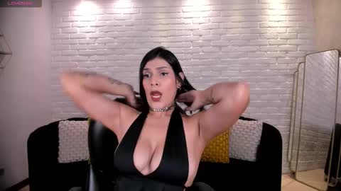 Snapshot of sarahyates chatting on 09/28/25, 11:54 Sarah independent model online show from 09/28/25, 11:54