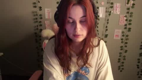 Sara online show from 09/16/25, 02:07