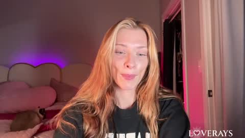 Back from Vacay  Follow for more here  online show from 10/17/25, 04:04