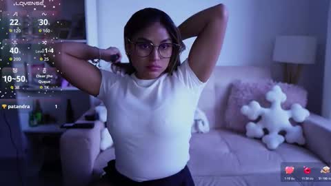 Sara online show from 10/21/25, 10:43