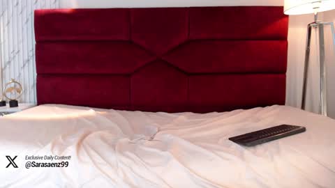 Snapshot of sarasaenz_99 chatting on 01/07/25, 10:41 Sara online show from 01/07/25, 10:41