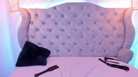 Snapshot of sarasaenz__ chatting on 01/03/25, 05:53 online show from 01/03/25, 05:53