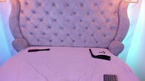 Snapshot of sarasaenz__ chatting on 01/04/25, 05:47 online show from 01/04/25, 05:47