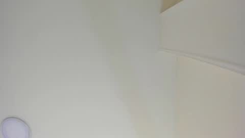 Snapshot of sarasaenz__ chatting on 01/23/25, 11:15 online show from 01/23/25, 11:15