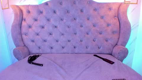 Snapshot of sarasaenz__ chatting on 01/25/25, 05:30 online show from 01/25/25, 05:30