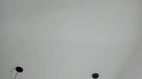 Snapshot of sarasaenz__ chatting on 03/05/25, 11:06 online show from 03/05/25, 11:06