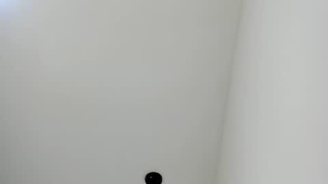 Snapshot of sarasaenz__ chatting on 03/06/25, 11:36 online show from 03/06/25, 11:36