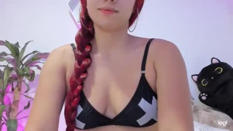 Snapshot of saray2312 chatting on 01/08/25, 11:30 Saray  online show from 01/08/25, 11:30