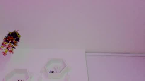 Snapshot of saray2312 chatting on 10/15/25, 11:16 Saray  online show from 10/15/25, 11:16