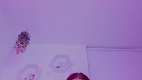 Snapshot of saray2312 chatting on 10/22/25, 11:26 Saray  online show from 10/22/25, 11:26