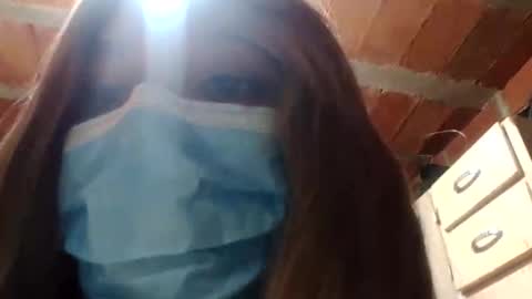 saray_mixx online show from 10/28/25, 04:27