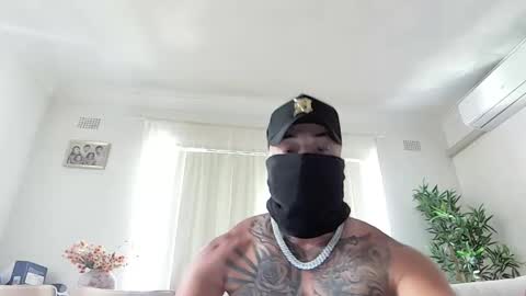 Snapshot of sargeant_huge_cock chatting on 10/10/25, 12:42 sargeant_huge_cock online show from 10/10/25, 12:42