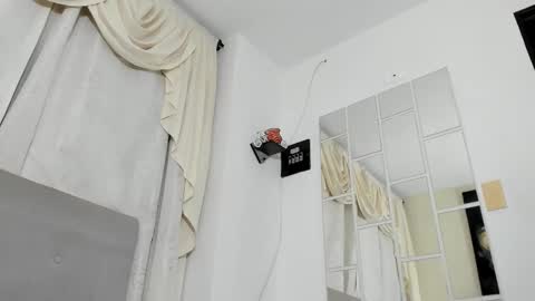 Snapshot of sarita_loven chatting on 10/21/25, 05:08 sarita online show from 10/21/25, 05:08