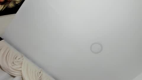 Snapshot of sarita_loven chatting on 11/21/25, 05:28 sarita online show from 11/21/25, 05:28