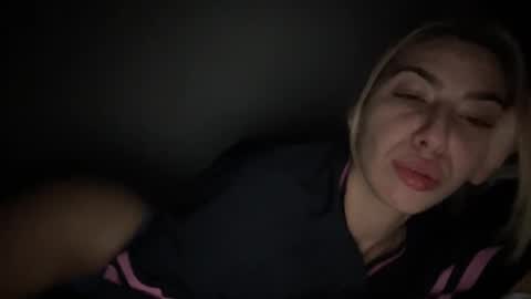 Snapshot of sarrah_rossy chatting on 01/28/25, 10:56 Sarrah online show from 01/28/25, 10:56