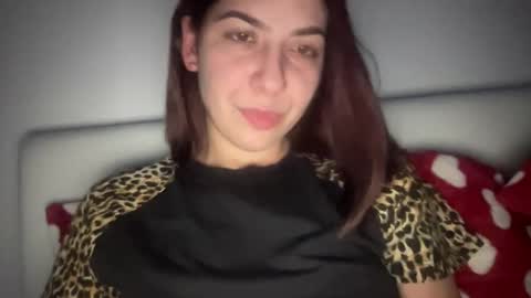 Snapshot of sarrah_rossy chatting on 02/27/25, 10:53 Sarrah online show from 02/27/25, 10:53