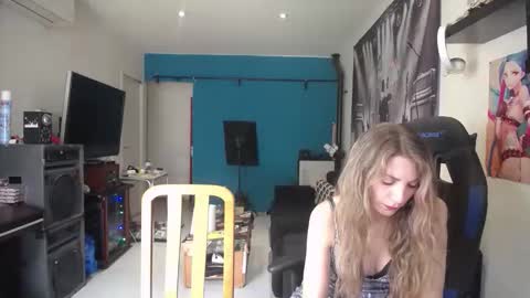 Giselle and Jay online show from 10/13/25, 10:48