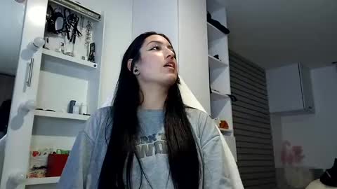 yesica online show from 03/10/25, 03:12