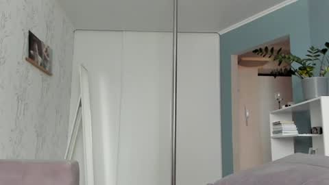 Sasha online show from 01/11/25, 07:06