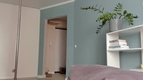 Sasha online show from 02/25/25, 09:53