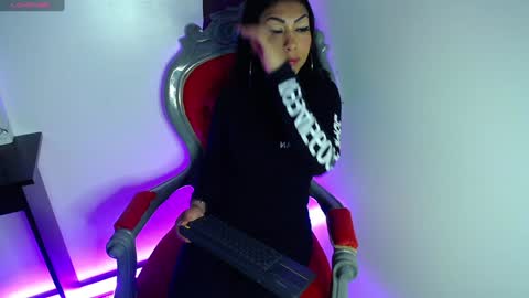Snapshot of sasha_brattz chatting on 12/14/24, 09:56 Sasha Brattz online show from 12/14/24, 09:56