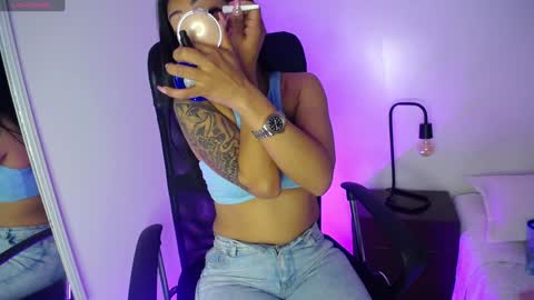 Snapshot of sasha_brattz chatting on 12/31/24, 04:49 Sasha Brattz online show from 12/31/24, 04:49