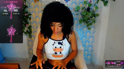Snapshot of sasha_fox0 chatting on 01/08/25, 11:30 emy online show from 01/08/25, 11:30