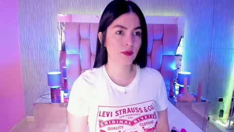 Snapshot of sasha_sims chatting on 02/23/25, 11:55 Camila online show from 02/23/25, 11:55