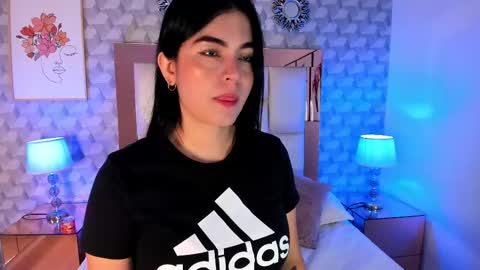 Snapshot of sasha_sims chatting on 10/07/25, 11:40 Camila online show from 10/07/25, 11:40