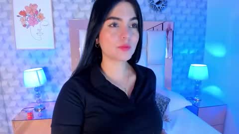 Camila  online show from 11/09/25, 11:41