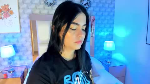 Camila  online show from 11/12/25, 11:32