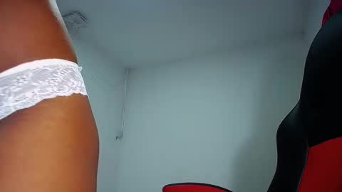 Snapshot of sashabreck1 chatting on 12/30/24, 02:20 sashabreck1 online show from 12/30/24, 02:20