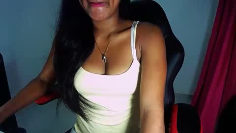 Snapshot of sashabreck1 chatting on 01/05/25, 03:32 sashabreck1 online show from 01/05/25, 03:32