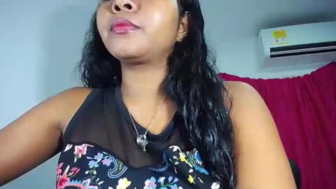 Snapshot of sashabreck1 chatting on 09/19/25, 03:08 sashabreck1 online show from 09/19/25, 03:08