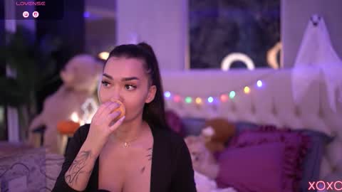 Dennise online show from 10/30/25, 07:58