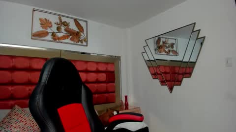 Snapshot of saskiagrendel chatting on 09/25/25, 06:22 saskiagrendel online show from 09/25/25, 06:22
