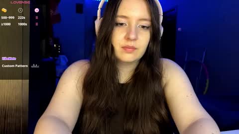 Marmulka or Mary online show from 10/13/25, 06:08