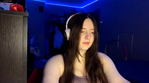 Marmulka or Mary online show from 11/17/25, 06:14