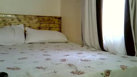 Snapshot of sassyqueen22 chatting on 11/20/25, 08:14 sassy online show from 11/20/25, 08:14