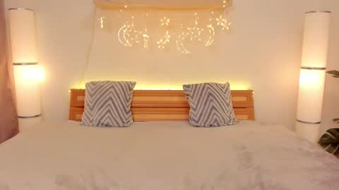 Sati online show from 02/22/25, 10:09