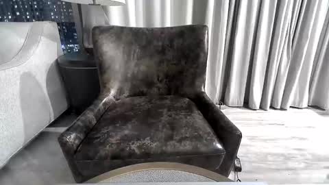 Snapshot of satyric_haetera chatting on 01/14/25, 01:36 Sophia online show from 01/14/25, 01:36