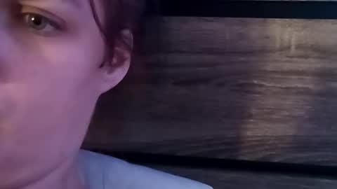 Snapshot of saucybear666 chatting on 12/14/24, 02:53 SnowBunny online show from 12/14/24, 02:53