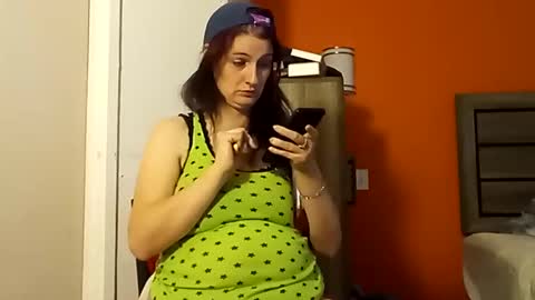 Snapshot of saucybear666 chatting on 02/23/25, 10:31 SnowBunny online show from 02/23/25, 10:31