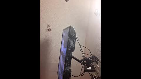 Snapshot of saucybear666 chatting on 10/16/25, 02:56 SnowBunny online show from 10/16/25, 02:56