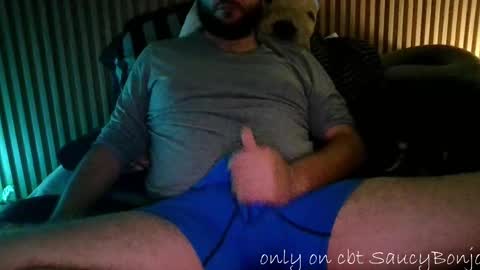 Snapshot of saucybonjo chatting on 11/08/25, 04:01 Ben online show from 11/08/25, 04:01